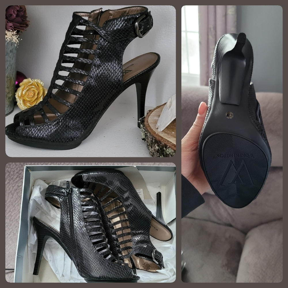 Black snake 🐍print Worthington brand heels 👠.